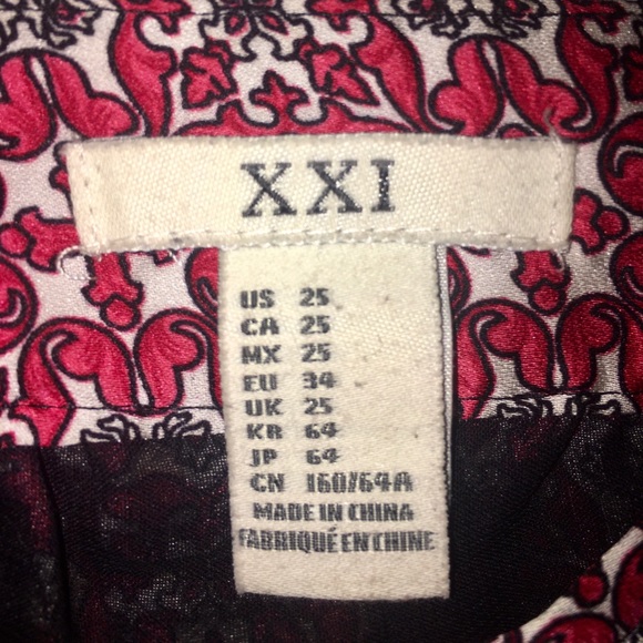 Patterned Silky Shorts - Picture 5 of 5